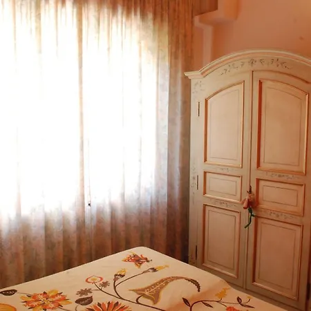 Piazza Umberto Виньякастризи